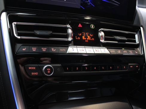 Used 2023 BMW 840i Coupe image 54