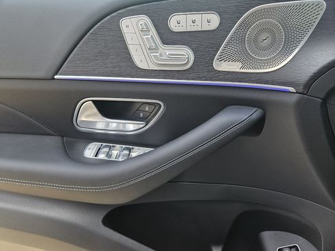 New 2026 Mercedes-Benz GLS 450 4MATIC image 23