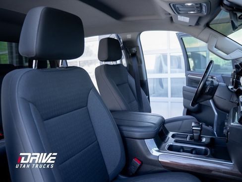 Used 2023 Chevrolet Silverado 1500 LT Trail Boss w/ Protection Package image 23