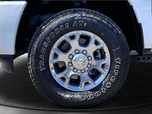 Used 2024 RAM 2500 Laramie w/ Safety Group AWD/4WD image 8