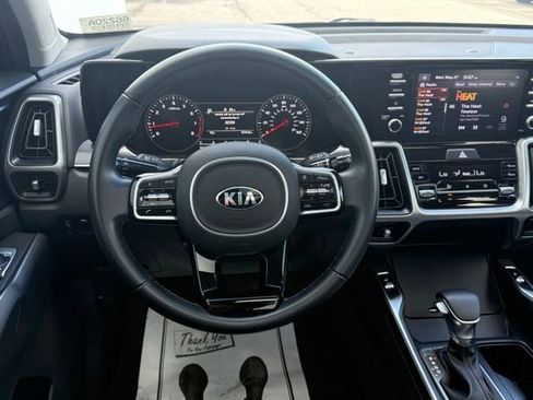 Used 2021 Kia Sorento S w/ Panoramic Sunroof Package AWD/4WD image 23