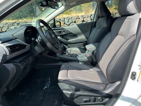 New 2025 Subaru Crosstrek 2.5i Limited w/ Crosstrek Mirror Package image 13