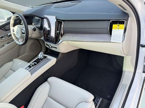 New 2026 Volvo XC90 T8 Ultra w/ Protection Package Premier AWD/4WD image 31