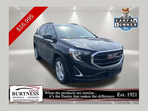 Certified 2018 GMC Terrain SLE w/ Driver Convenience Package image 1