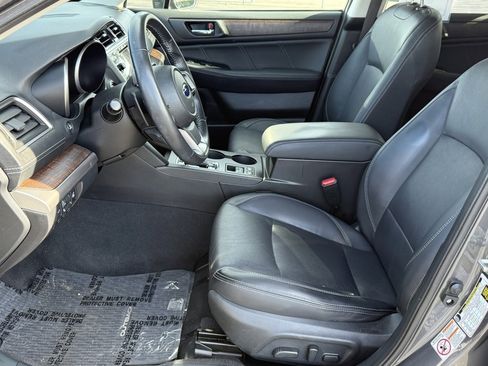 Used 2018 Subaru Outback 2.5i Limited image 19