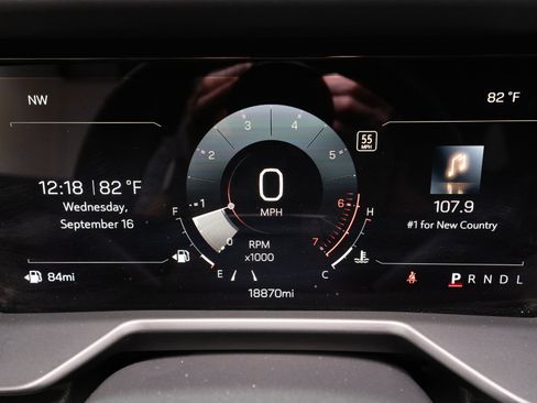 Used 2026 GMC Acadia Elevation w/ Elevation Premium Package FWD image 25