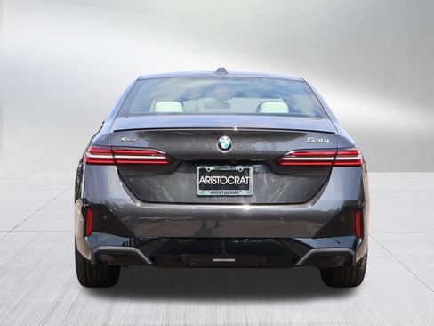 New 2027 BMW 530i xDrive w/ M Sport Package AWD/4WD image 6
