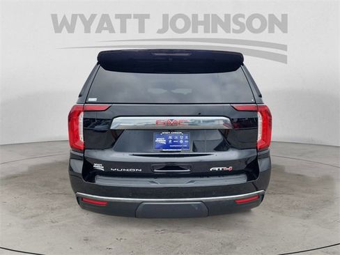 Used 2022 GMC Yukon AT4 image 4