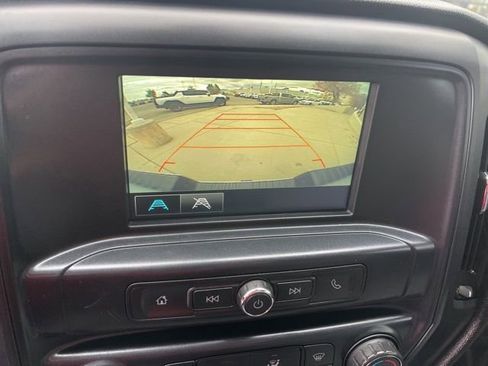 Used 2018 GMC Sierra 1500 Base w/ Sierra Convenience Package image 11