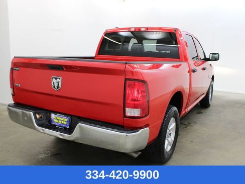 Used 2022 RAM 1500 Classic SLT image 4