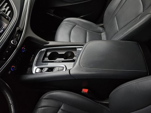 Used 2023 Buick Enclave Premium w/ Experience Buick Package image 24