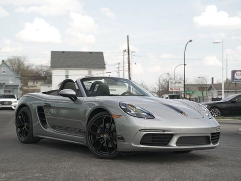 Used 2025 Porsche 718 Boxster image 36