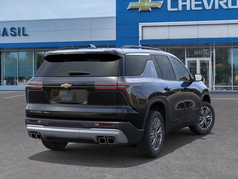 New 2026 Chevrolet Traverse LT w/ LPO, Floor Liner Package AWD/4WD image 4
