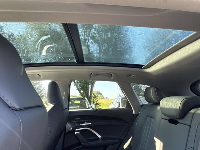 New 2026 Audi Q5 Premium Plus AWD/4WD image 7