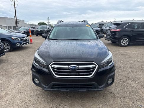 Used 2018 Subaru Outback 2.5i Premium AWD/4WD image 10
