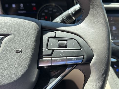 Certified 2023 Cadillac XT6 Premium Luxury w/ Technology Package AWD/4WD image 33
