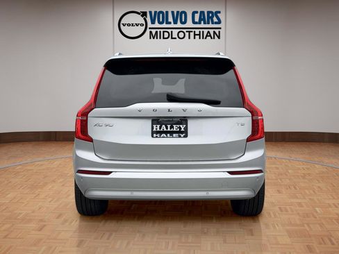 Used 2022 Volvo XC90 T5 Momentum w/ Climate Package FWD image 21
