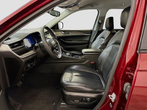 Used 2023 Jeep Grand Cherokee L Limited w/ Trailer Tow Group (B) image 13