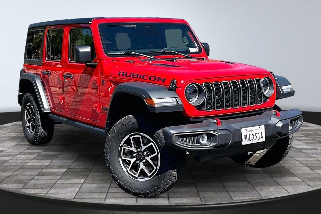 Certified 2025 Jeep Wrangler Unlimited Rubicon w/ Convenience Group AWD/4WD image 33