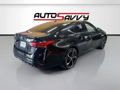 Used 2025 Nissan Altima 2.5 SR FWD image 7
