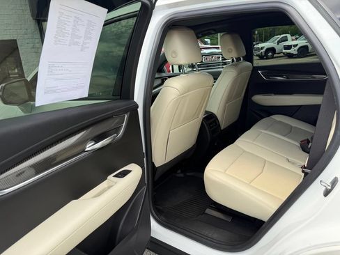Used 2021 Cadillac XT5 Sportv w/ LPO, Floor Liner Package AWD/4WD image 24