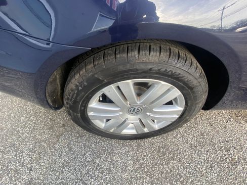 Used 2009 Volkswagen Eos Komfort FWD image 21