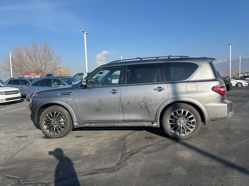 Used 2022 Nissan Armada Platinum w/ Captain's Chairs Package image 8