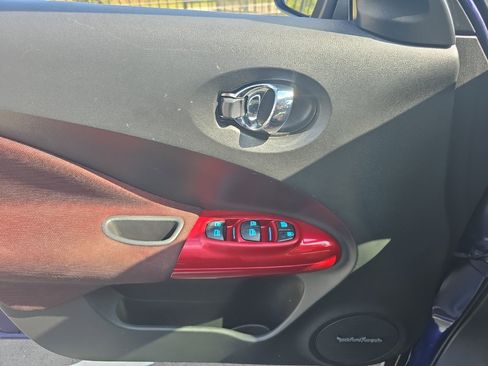 Used 2017 Nissan Juke SV w/ Technology Package image 29