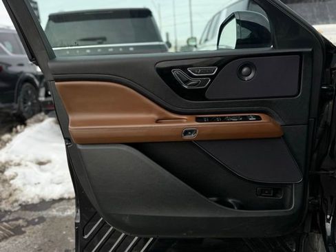 Used 2023 Lincoln Aviator Reserve w/ Jet Package image 12