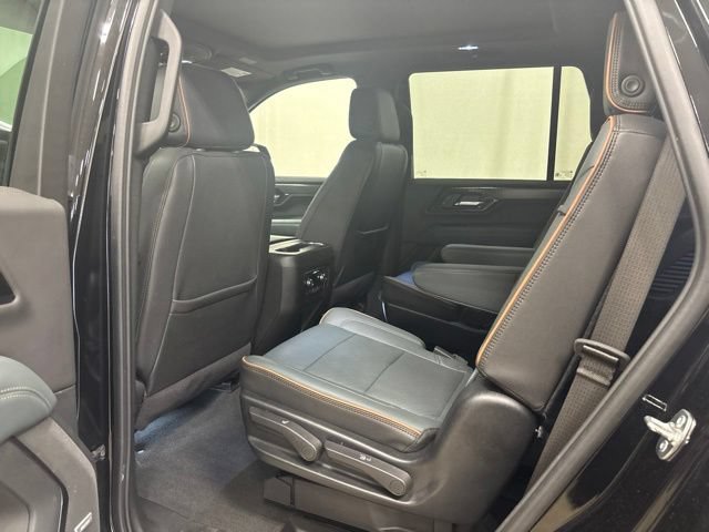 Used 2025 GMC Yukon AT4 AWD/4WD image 21