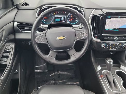Used 2019 Chevrolet Traverse LT w/ LT Premium Package AWD/4WD image 12