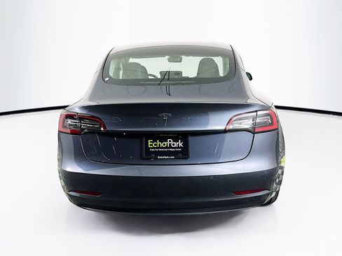 Used 2022 Tesla Model 3 image 7