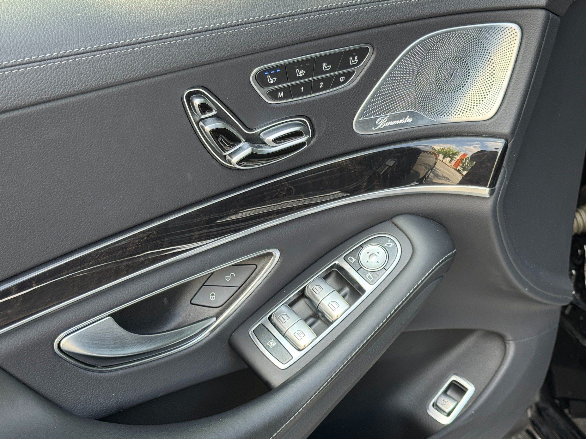 Used 2020 Mercedes-Benz S 63 AMG 4MATIC Sedan image 27
