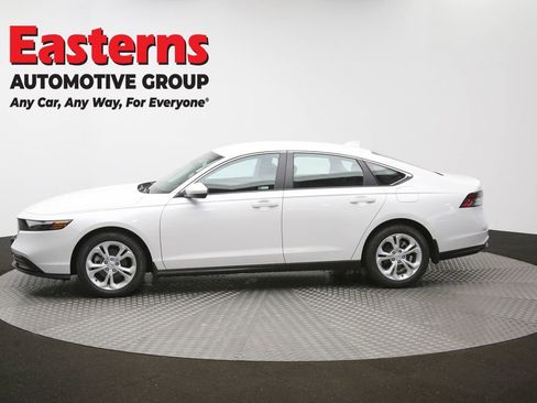 Used 2025 Honda Accord LX image 60