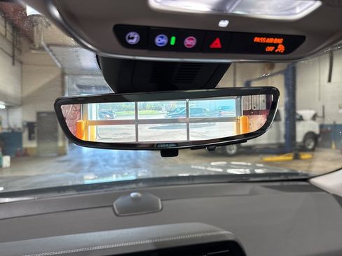 New 2026 GMC Terrain Denali w/ LPO, Black Badging Package image 38