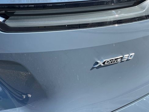 Used 2025 BMW iX xDrive50 image 39