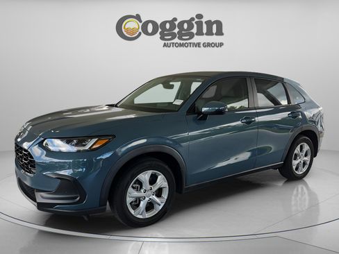 Used 2023 Honda HR-V LX image 1