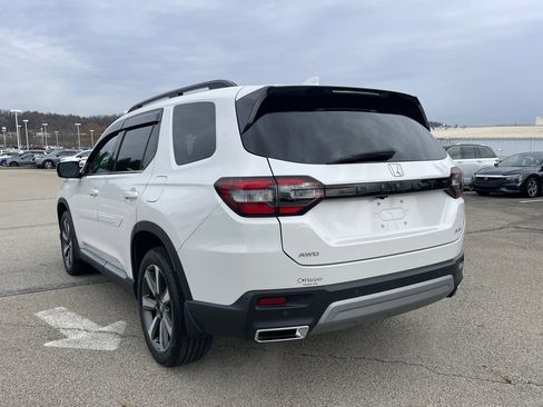 Used 2025 Honda Pilot Elite image 5