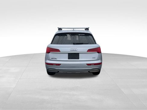 Used 2023 Audi Q5 2.0T Premium w/ Convenience Package image 6