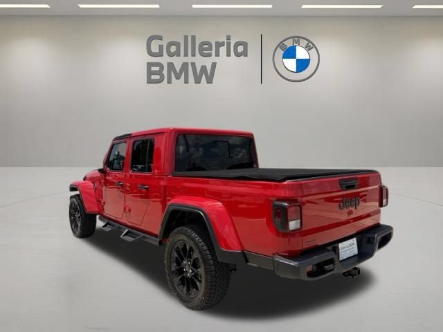 Used 2025 Jeep Gladiator Sport AWD/4WD image 11
