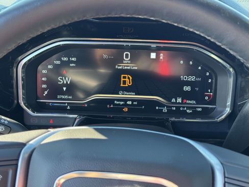 Used 2022 GMC Sierra 1500 Elevation image 12