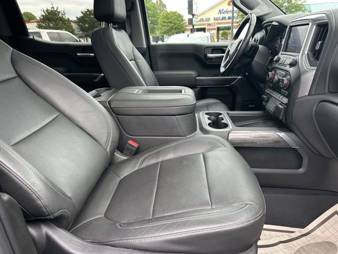 Used 2019 Chevrolet Silverado 1500 LTZ w/ LTZ Premium Package AWD/4WD image 13