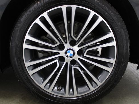 Used 2019 BMW 530i w/ Convenience Package image 9