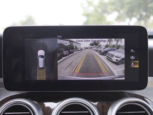 Certified 2022 Mercedes-Benz GLC 300 w/ Premium Package Lite image 23