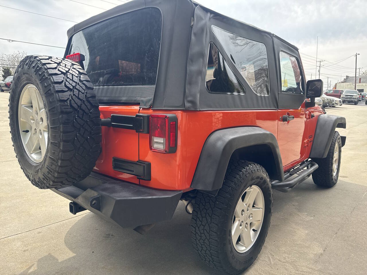 Used 2015 Jeep Wrangler Sport AWD/4WD image 5