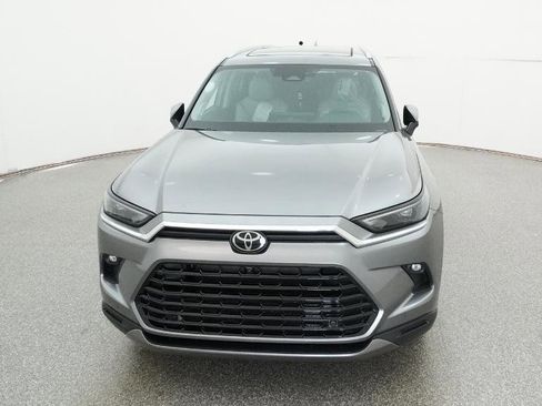 New 2026 Toyota Grand Highlander Limited image 2