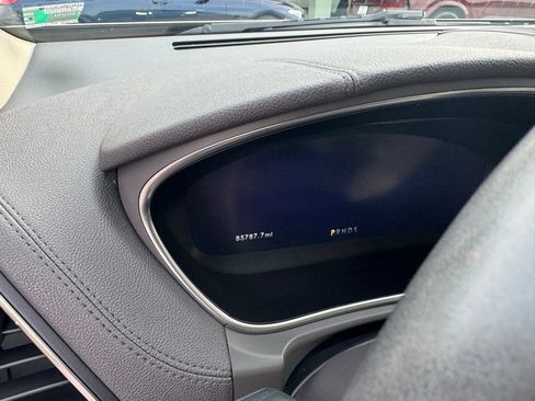 Used 2019 Lincoln Nautilus Select image 13