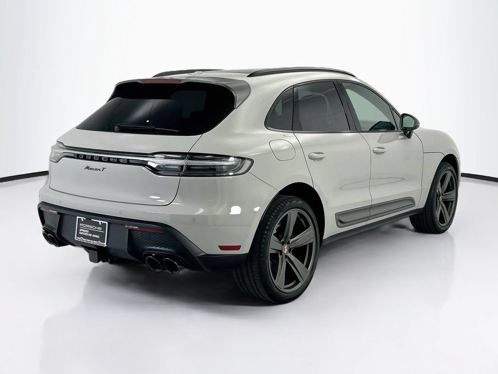 Certified 2025 Porsche Macan Turbo AWD/4WD image 7