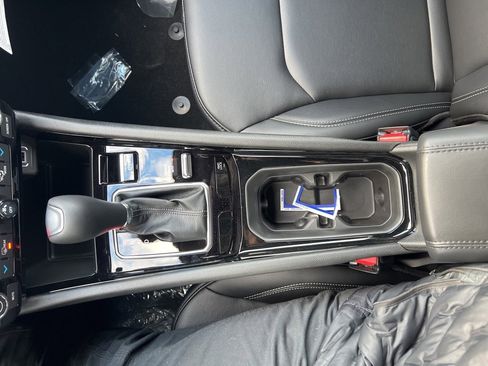 New 2026 Jeep Compass Limited image 32