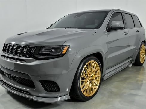 Used 2021 Jeep Grand Cherokee Trackhawk w/ Trailer Tow Group IV AWD/4WD image 6